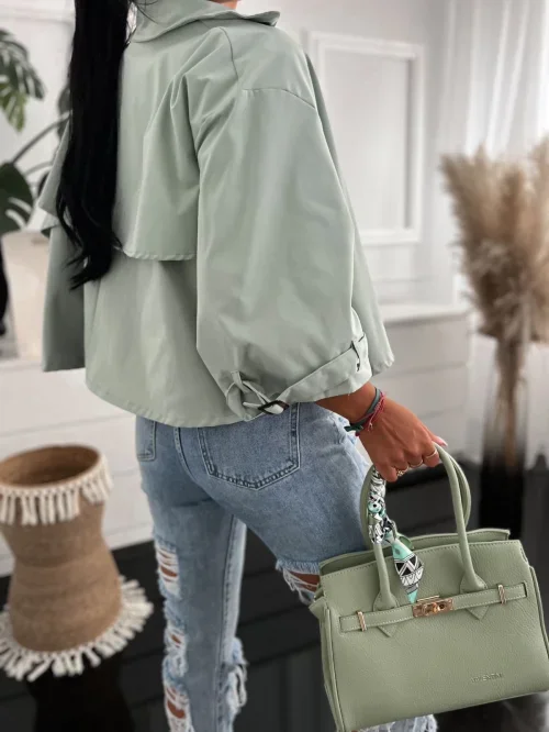 Oversize kurtka z bawełny i Sorony – miejski styl z charakterem
