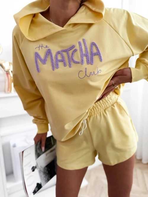 Komplet damski z bluzą z kapturem i szortami MATCHA CLUB