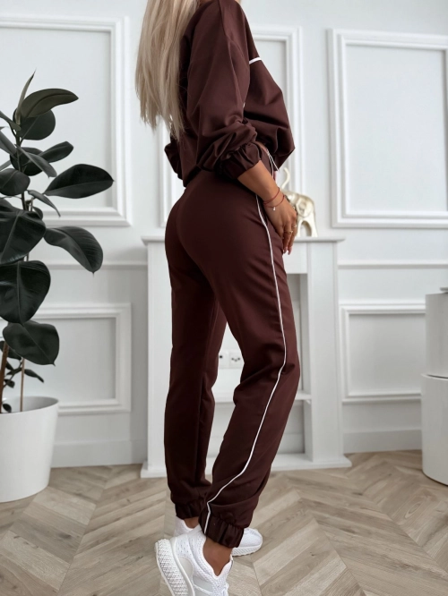 Mojo komplet dresowy damski ze stójką i spodniami jogger