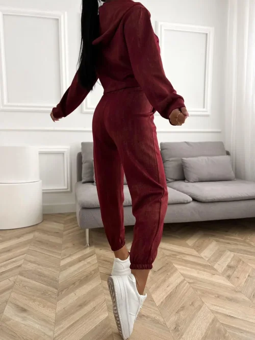 Komplet damski bordowy – bluza na suwak i joggery